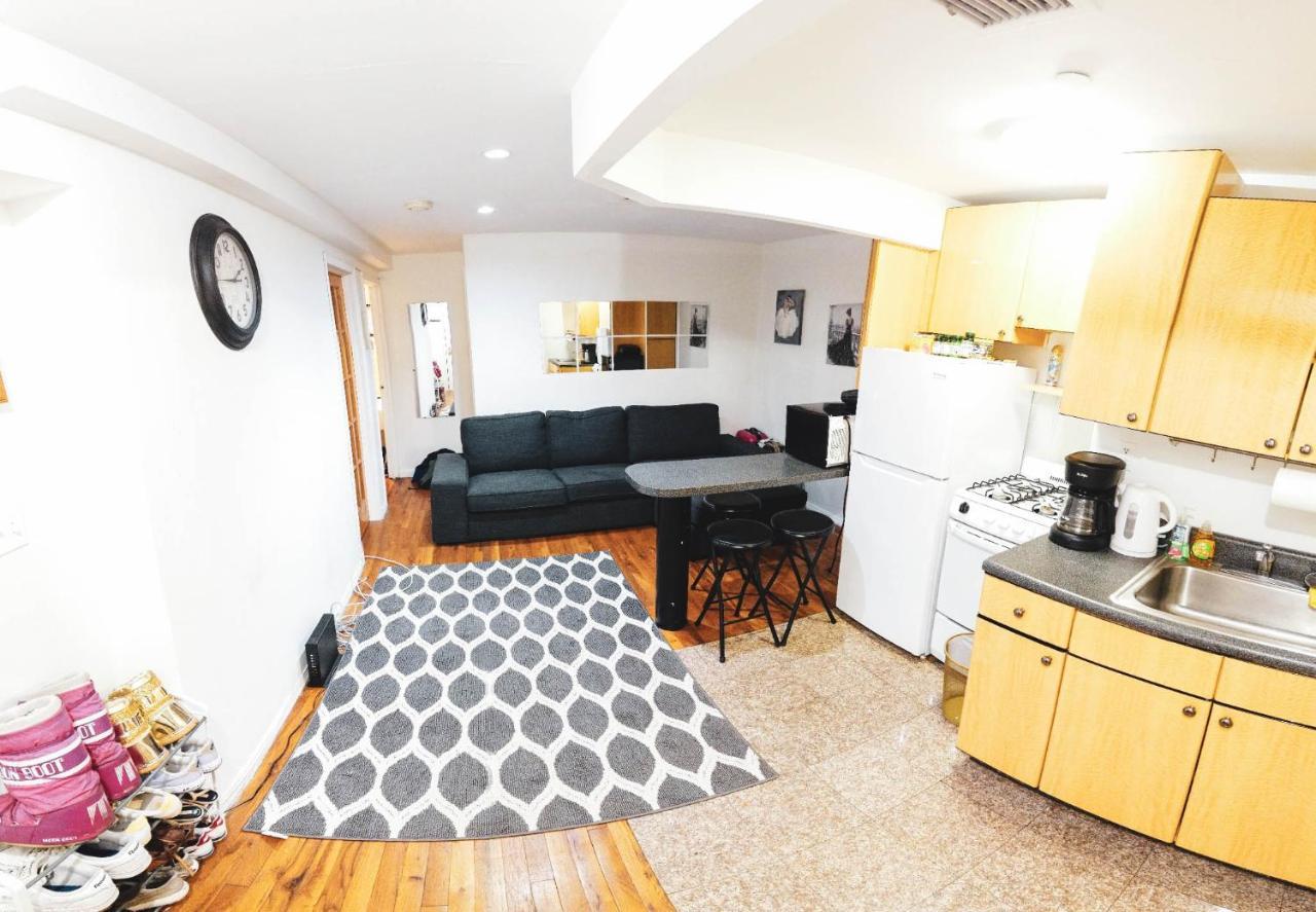 Private Room In Times Square New York Exterior photo